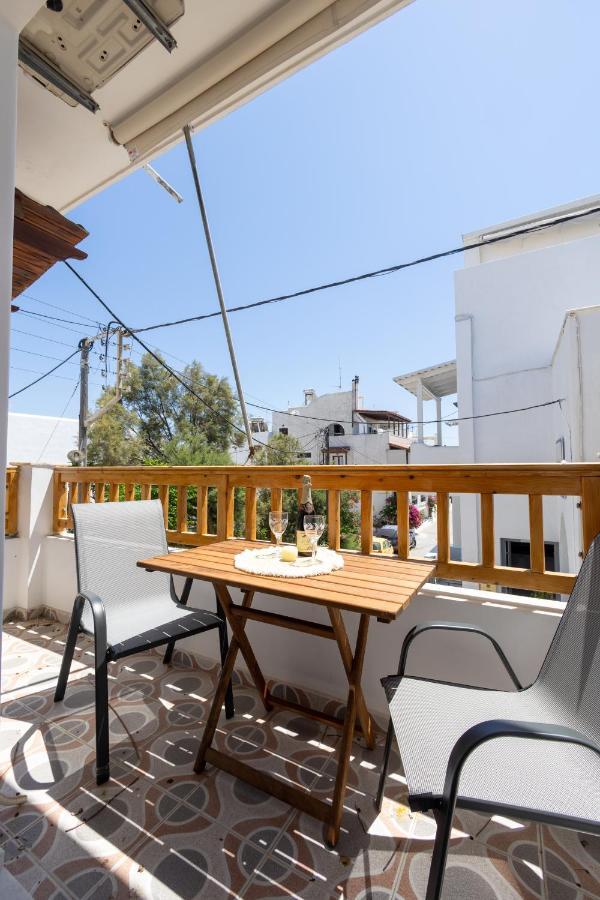 Comfortable Apartment Naxos City Luaran gambar